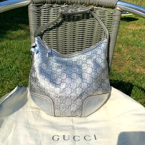 ✨Gucci Guccissima Silver Small Hobo✨